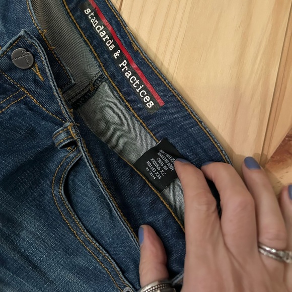 NWOT Standards & Practices Distressed Boyfriend Jeans with Embroidered Patch - Picture 3 of 5